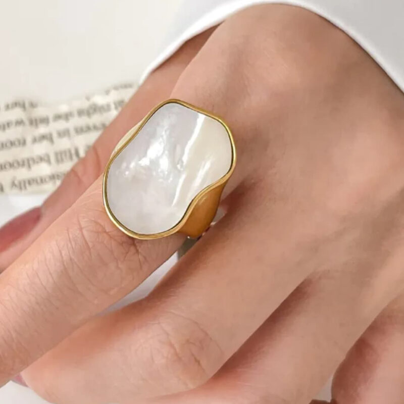 MOTHER PEARL RING - Image 3