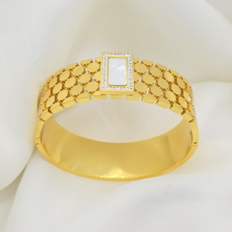 LUXURY DESIGN BANGLE - Image 2
